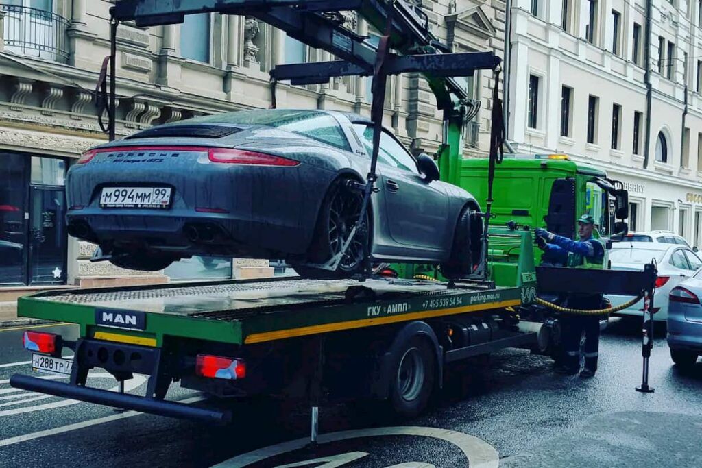 can my car be towed without warning